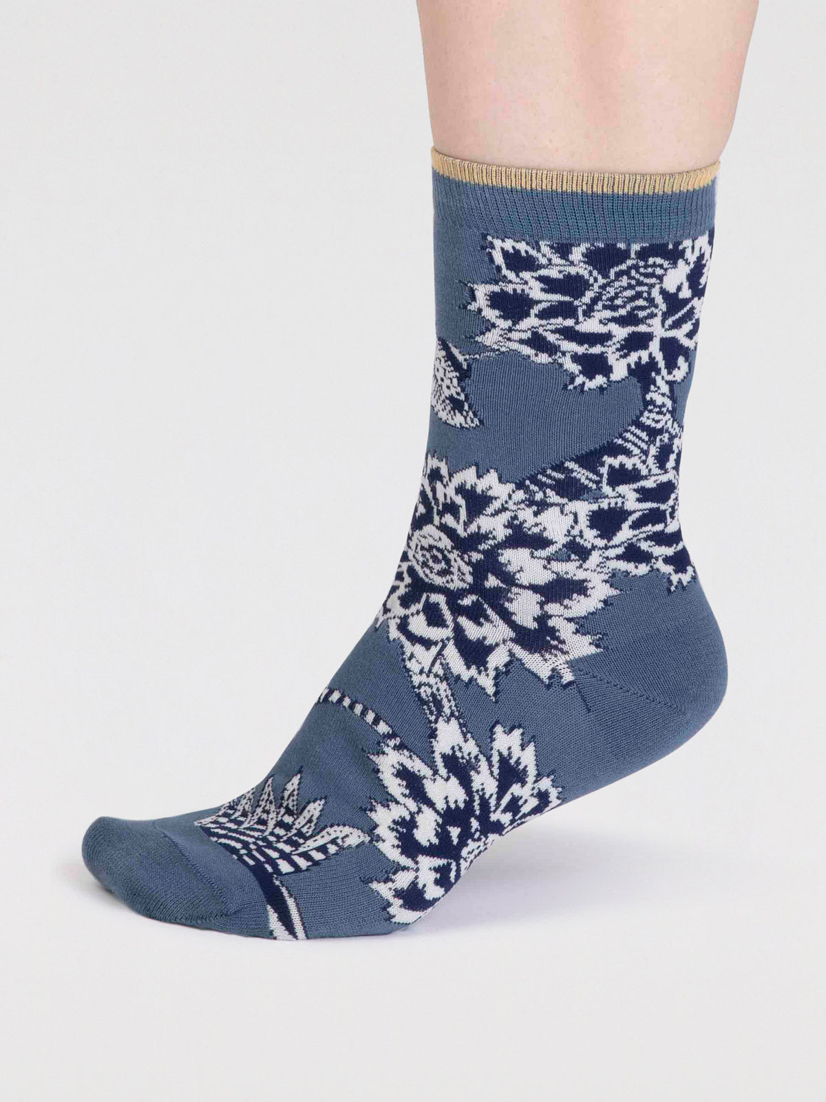 Freja Organic Cotton Abstract Flower Socks - Misty Blue