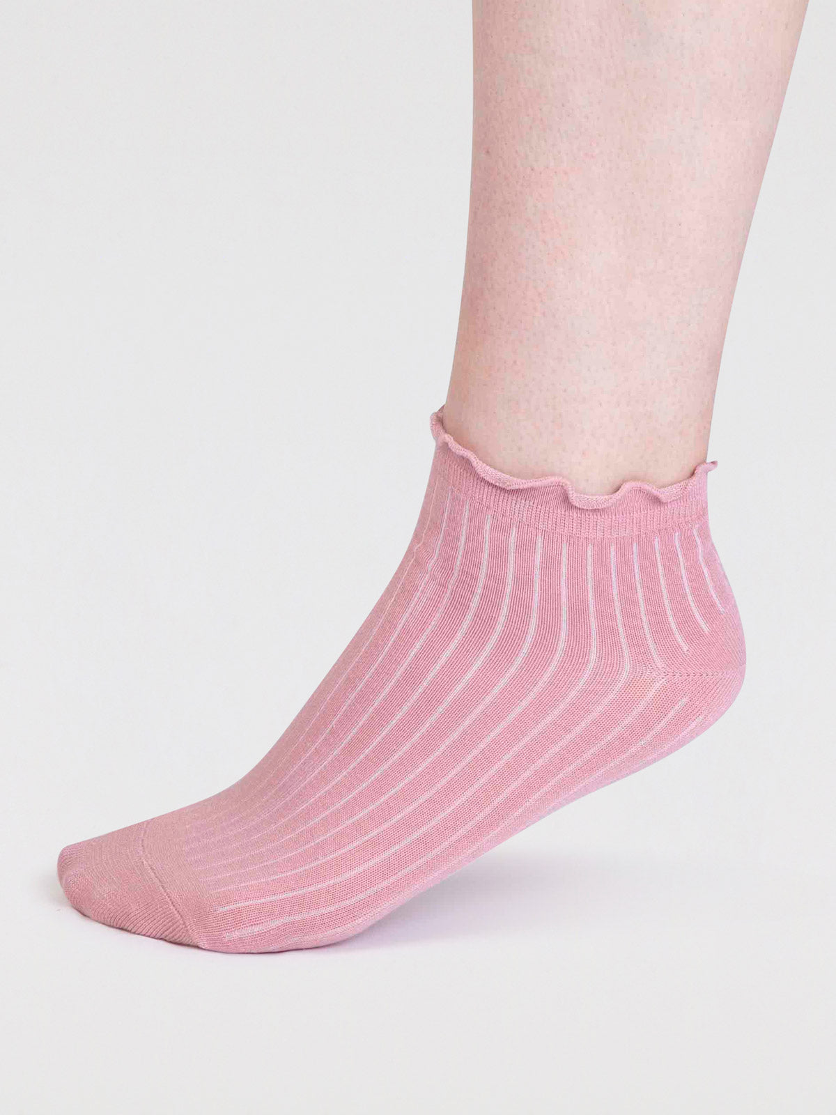 Dacia Bamboo Frill Top Ankle Socks - Petal Pink