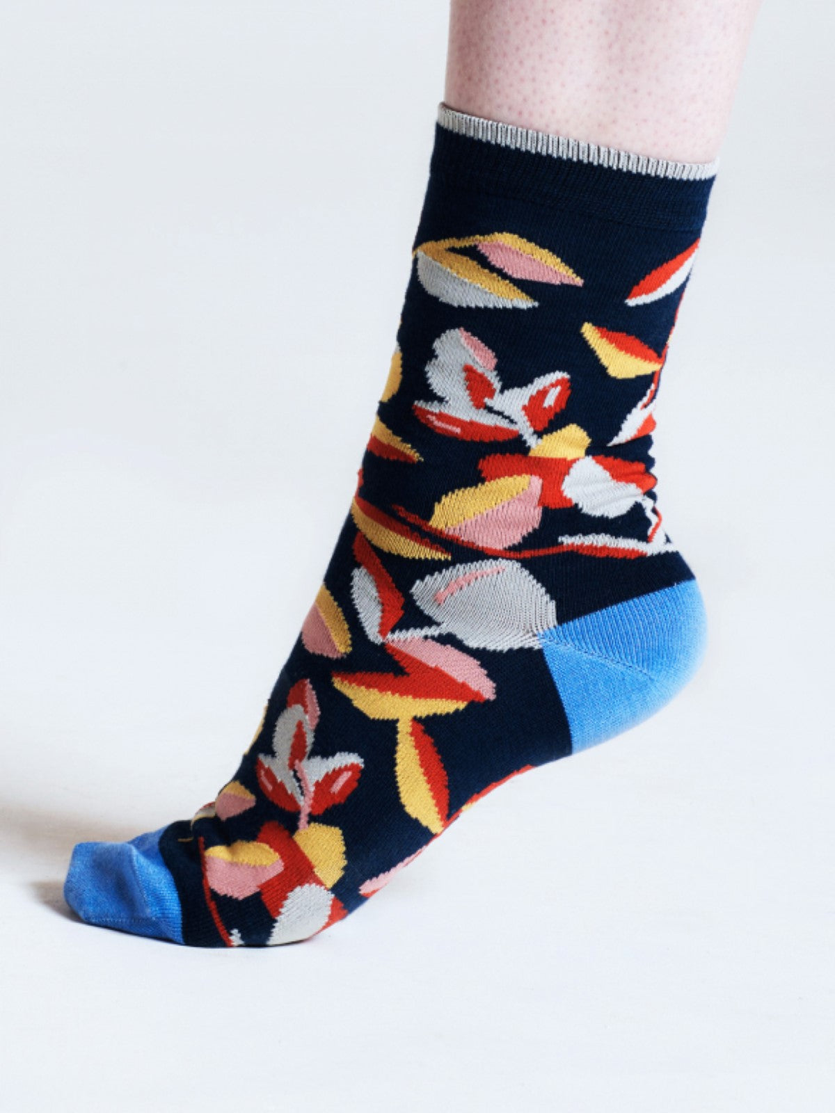 Isabel Floral Bamboo Socks - Navy