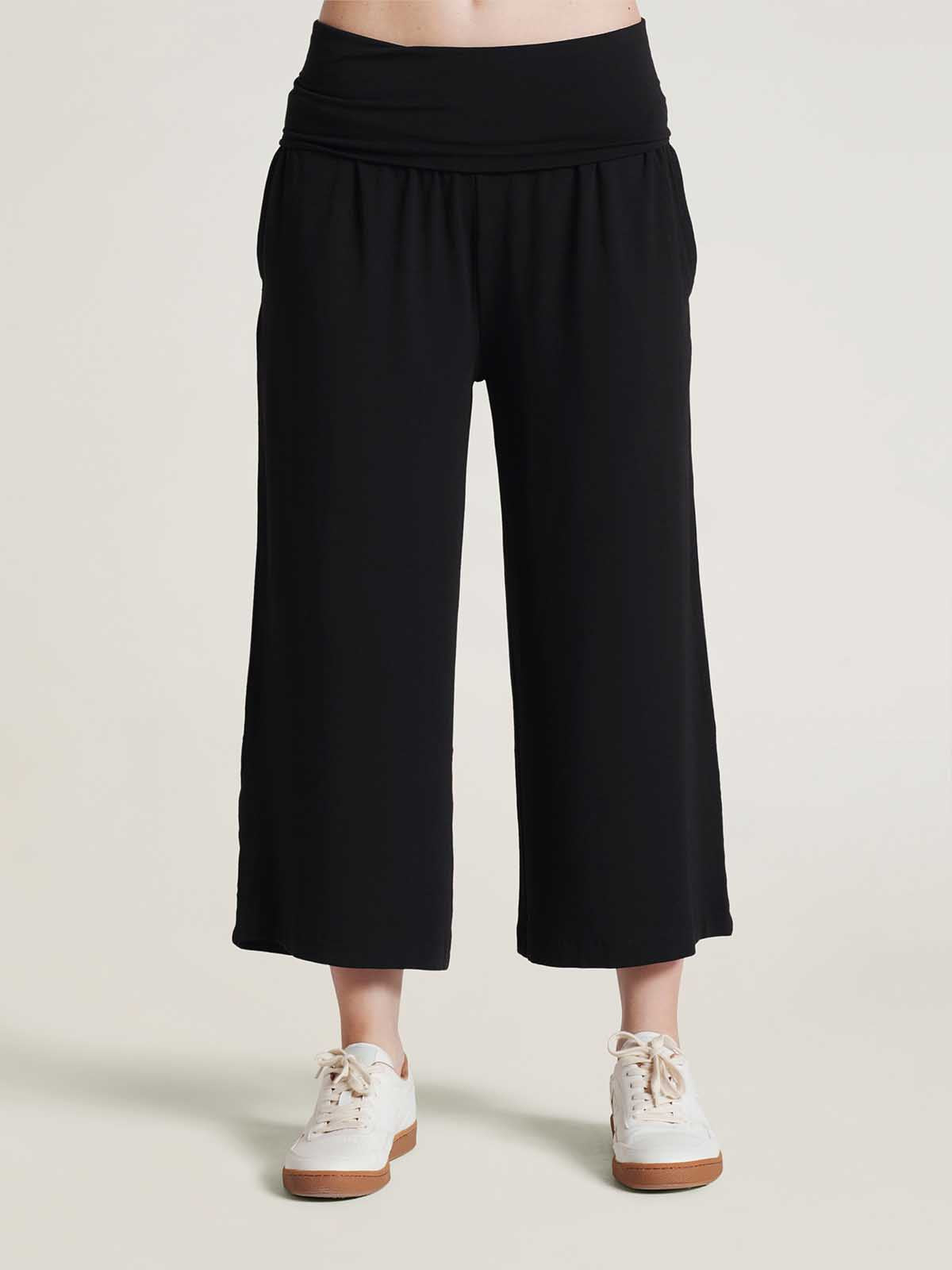 Black wide on sale culottes