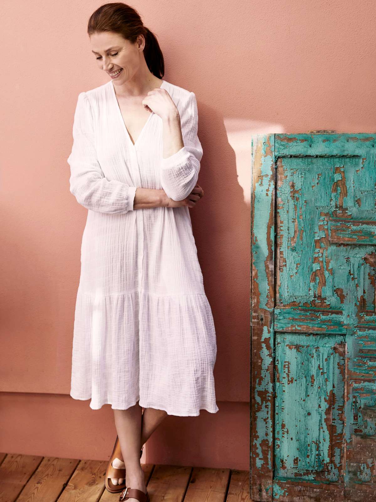 9 Best Affordable Linen Clothing Brands For Breezy Basics  Long linen dress,  Maxi dress with sleeves, Affordable linens