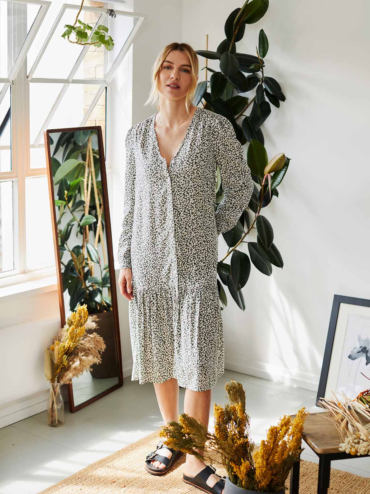 Downdress online