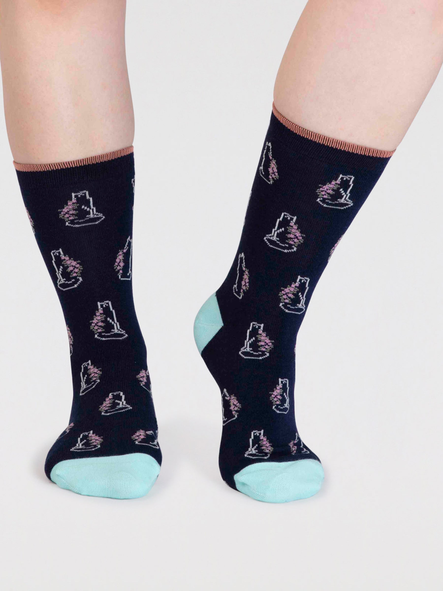 Kyrie Women s Bamboo Cats 3 Pack Socks Multi