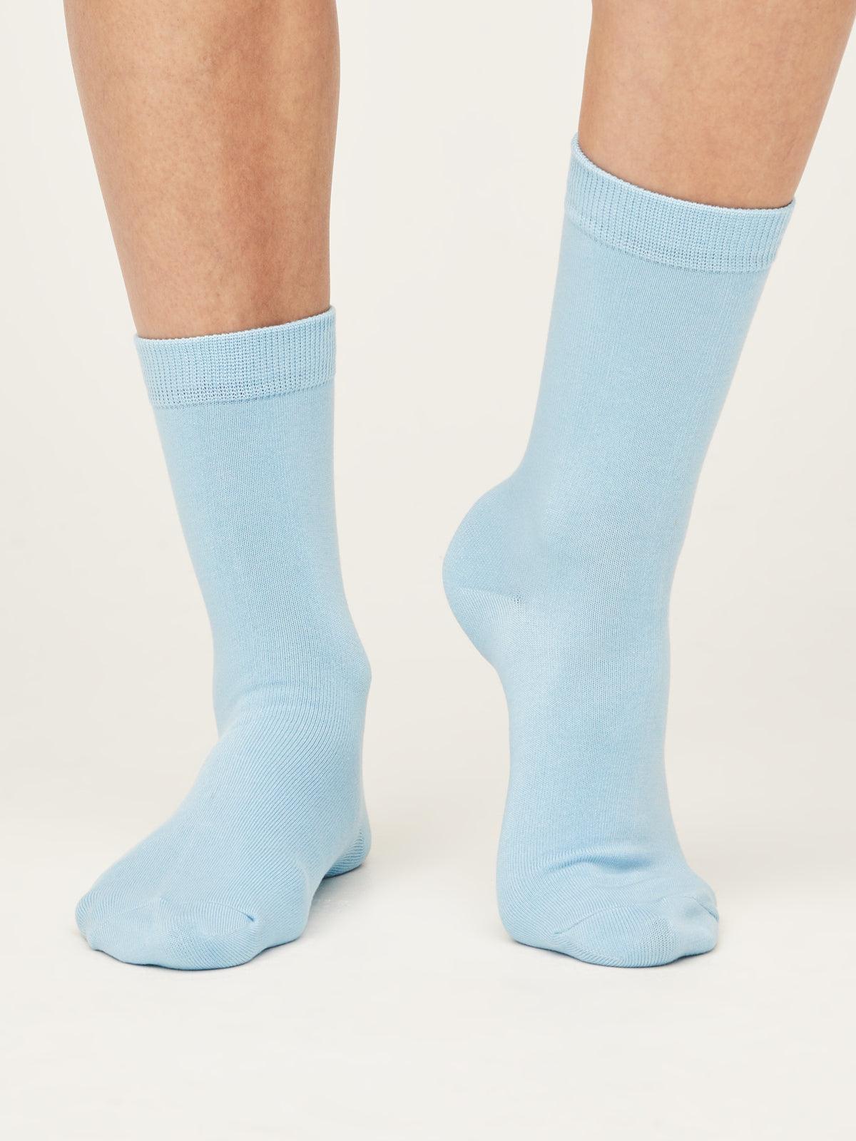 https://www.wearethought.com/cdn/shop/products/SBW5964-Pastel-Multi--Essential-Pastels-Bamboo-Organic-Cotton-7-Pack-Socks-Gift-Box-12.jpg?v=1654538289&width=1200