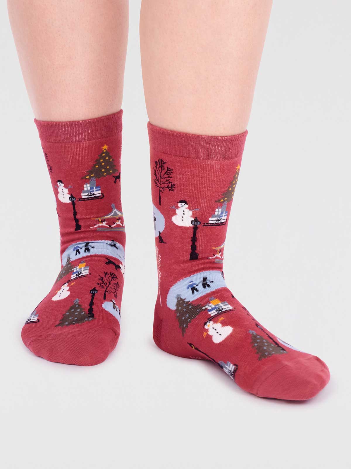 Gloria Organic Cotton Christmas Scene Sock - Brick Red
