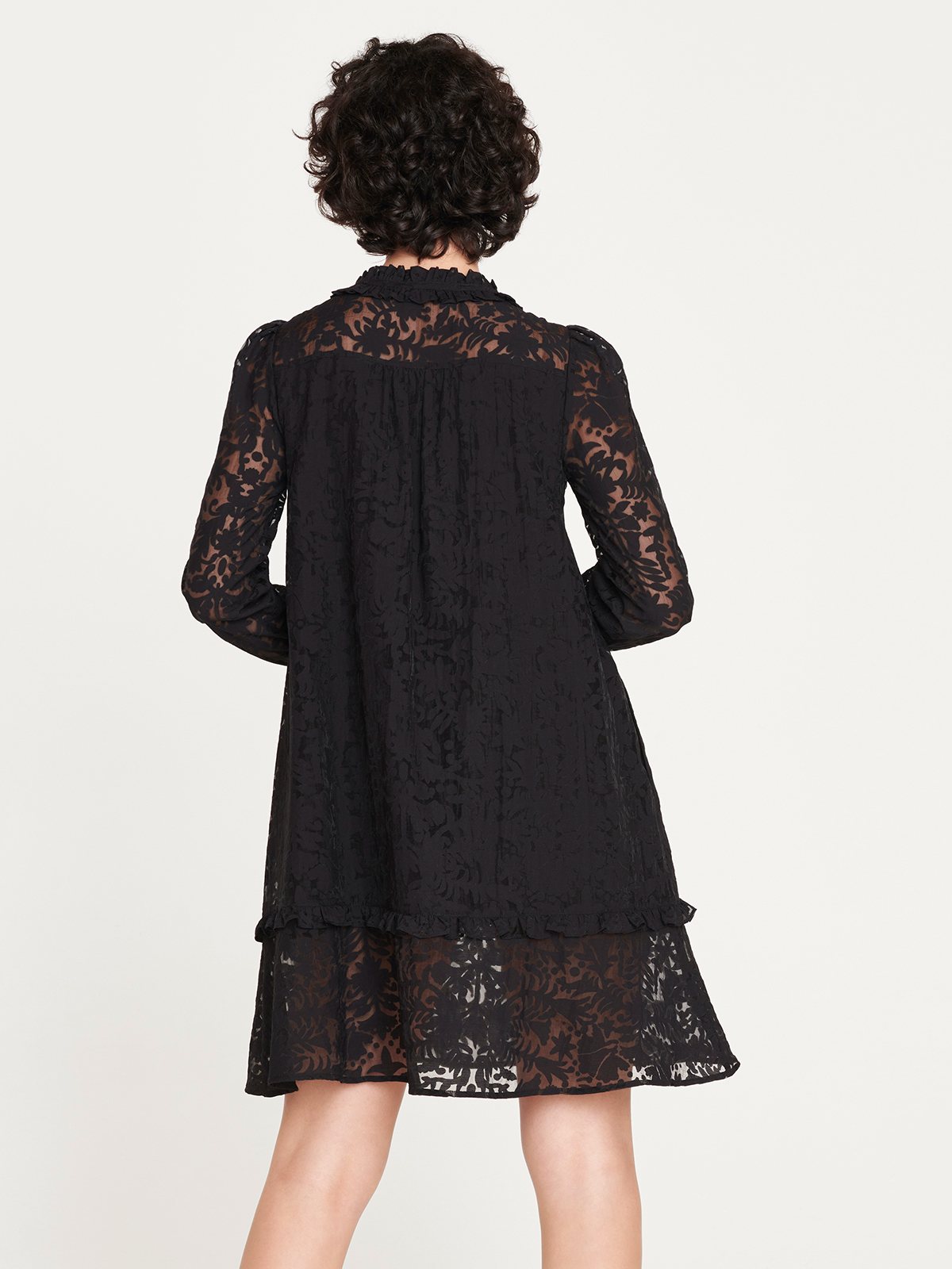 Elara Lenzing™ EcoVero™ Lace Shift Dress - Black