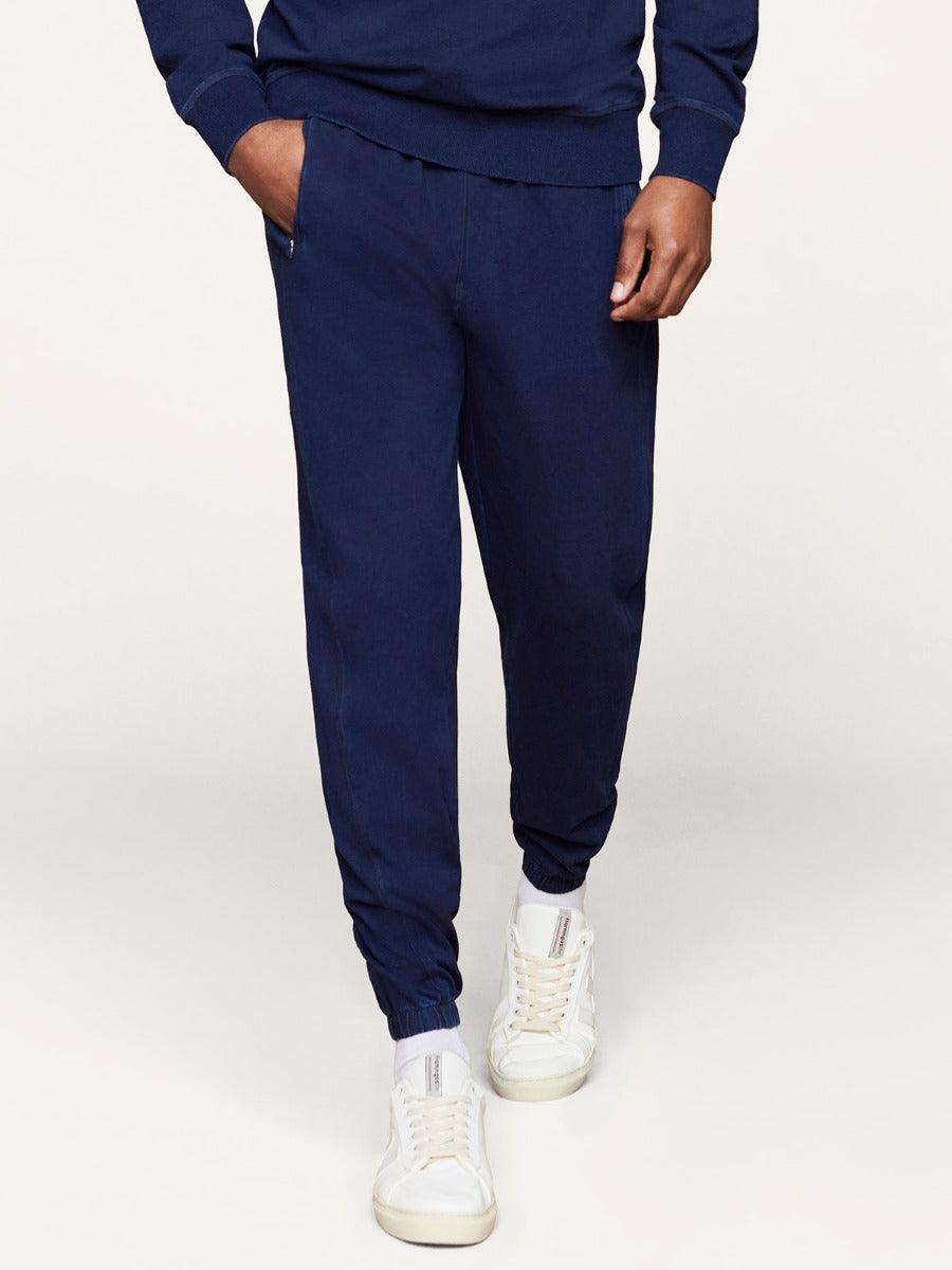 35 inside sales leg joggers